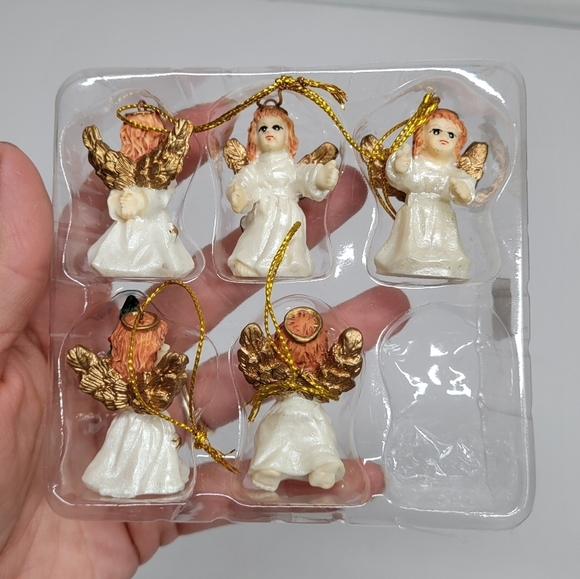 Vintage 1990s Mini Angel Ornaments set of 5 Christmas Angels Holiday Tree Holly - Picture 11 of 11